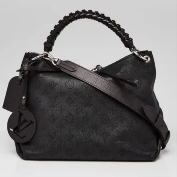 Louis Vuitton Handbags - LOUIS VUITTON
Black Monogram Mahina Leather Beaubourg Hobo
Bag